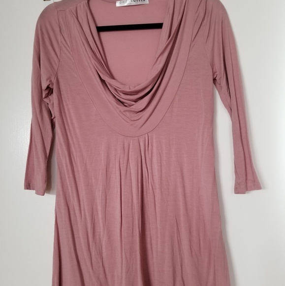 Pretty pink top - Picture 2 of 2